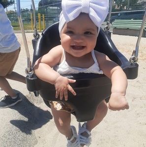 Meet your Posher, Noely